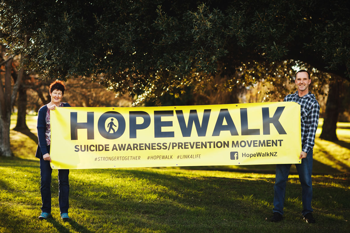 HELPING OTHERS 
Wendy and Bary doing wonderful work helping others cope with grief